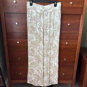 Prana Beige and White Tropical Print Beach Pants, M, NWOT Flowy & Soft!